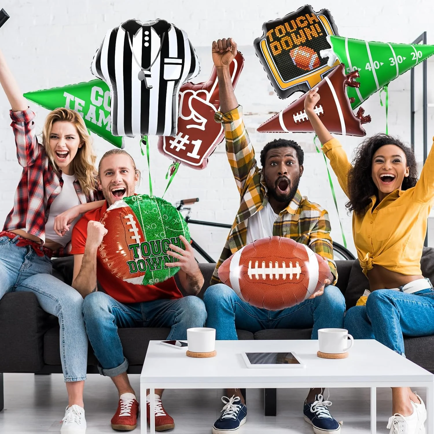 Sports equipment Balloons Foot - Sports Equipment Background recensione e prezzo