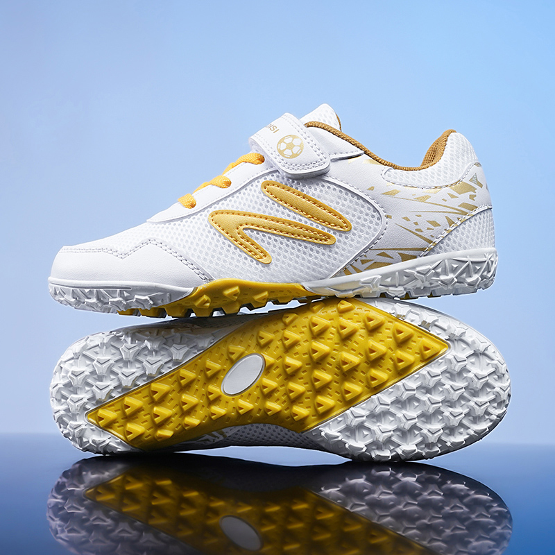 New Children Soccer Shoes Clea - Sports Equipment For Boys recensione e prezzo